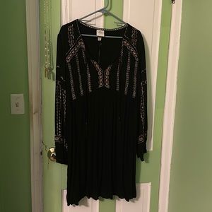 Flowing knee length dress